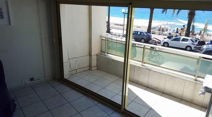 Une équipe compétente pour effectuer la pose de pergolas dans les Alpes-Maritimes